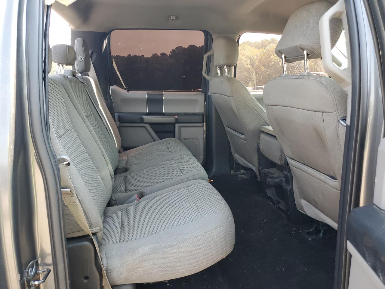 Ford F-150 Supercrew Image 12