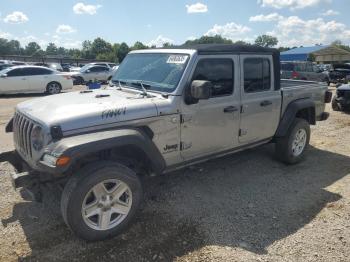  Salvage Jeep Gladiator