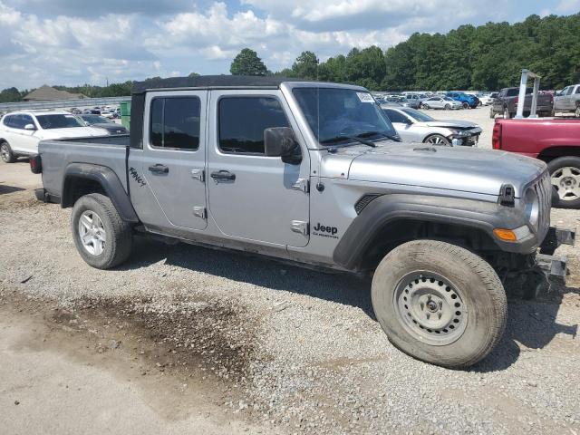 Jeep Gladiator Sport Image 3