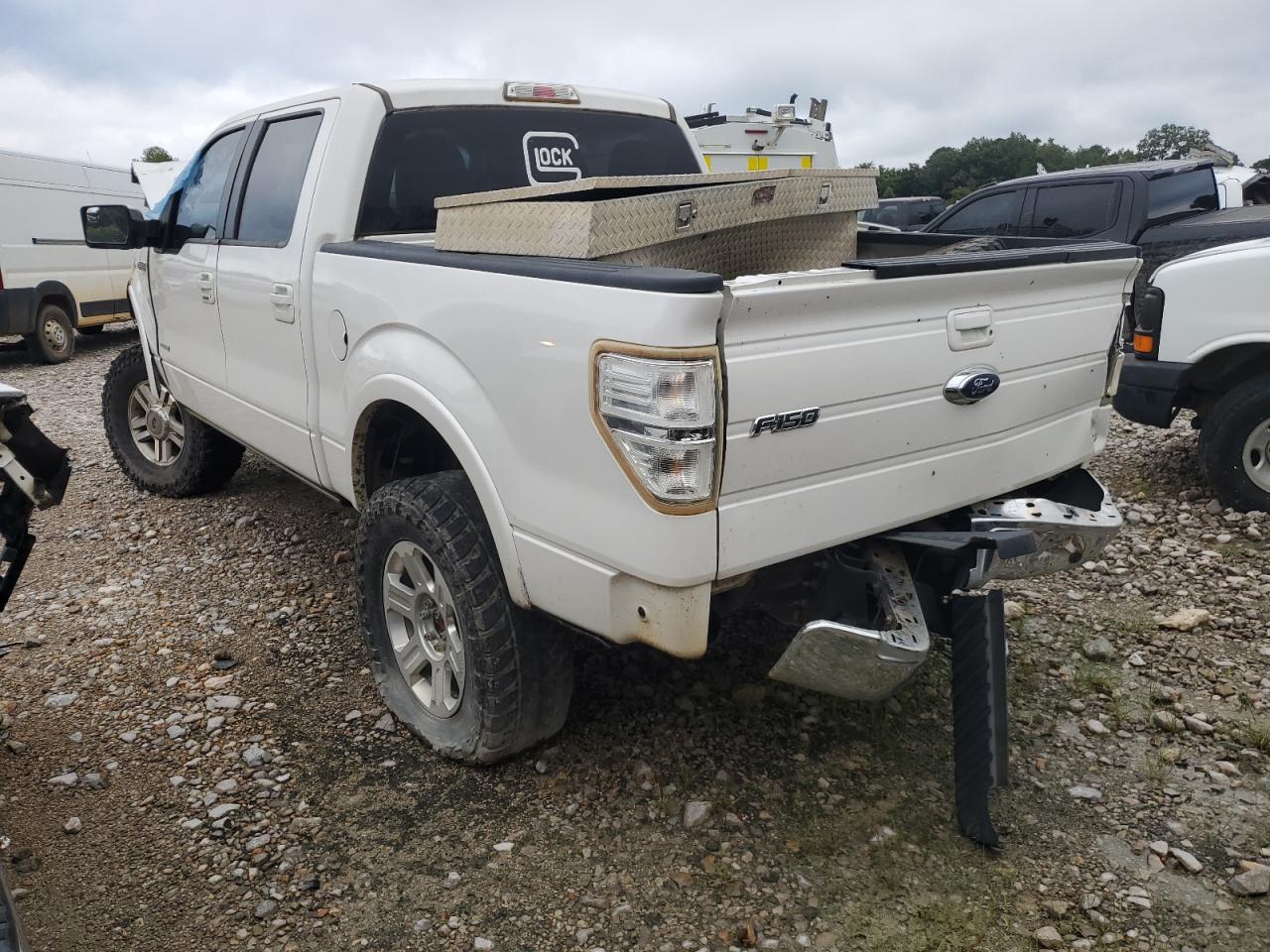 Ford F-150 Supercrew Image 2