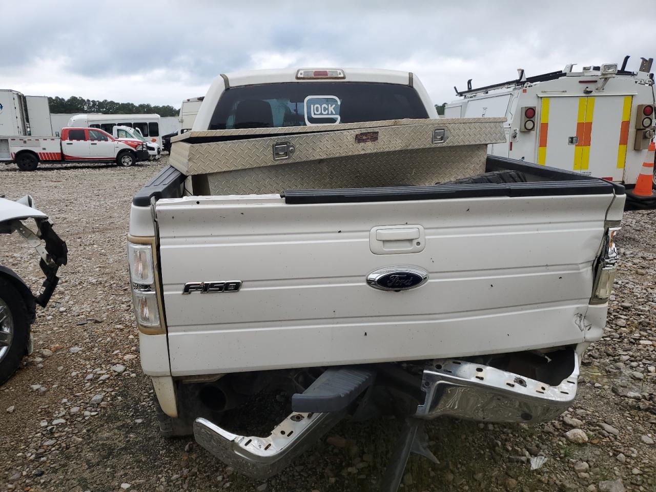 Ford F-150 Supercrew Image 5