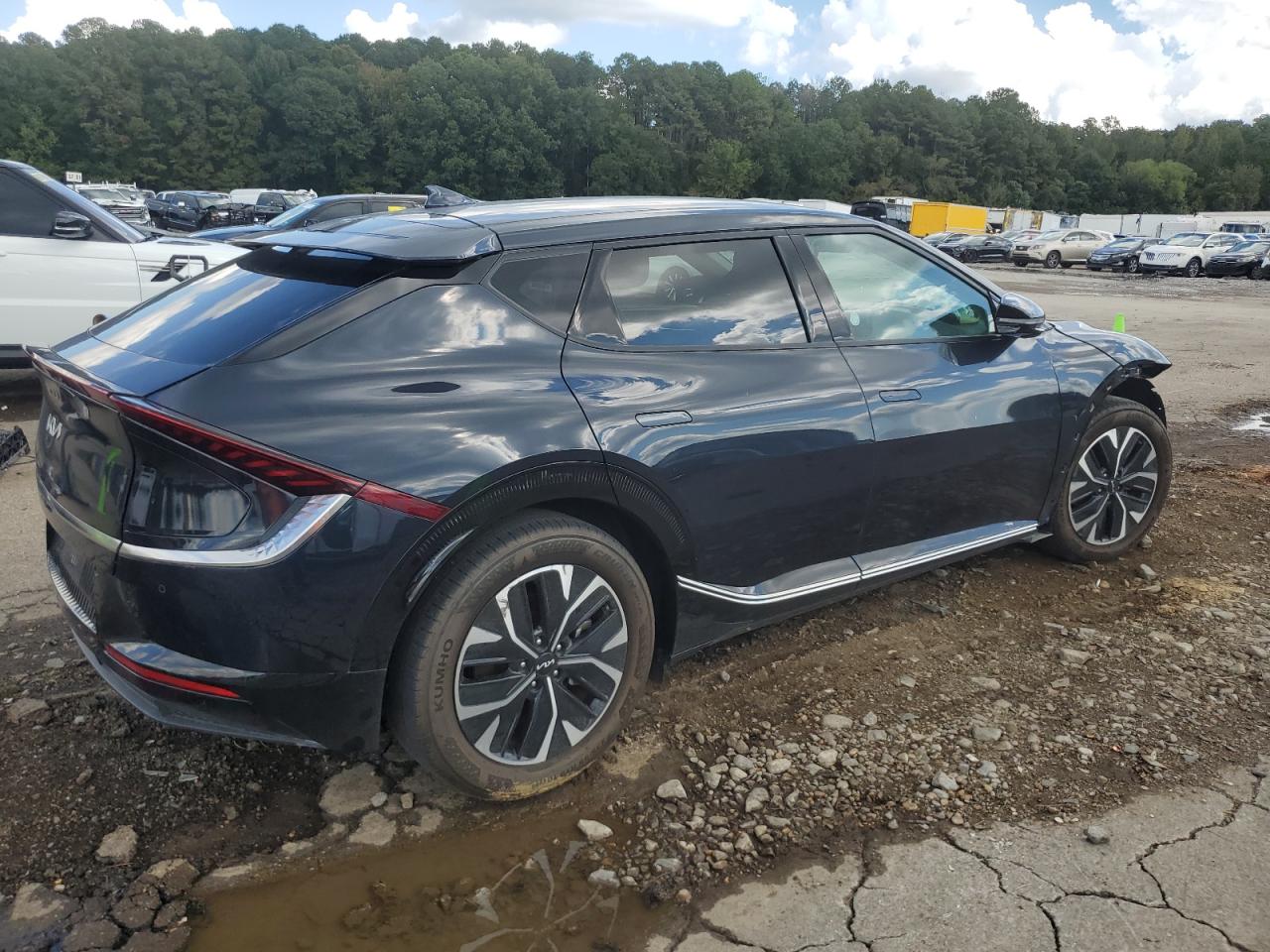 Kia EV6 Light Image 2