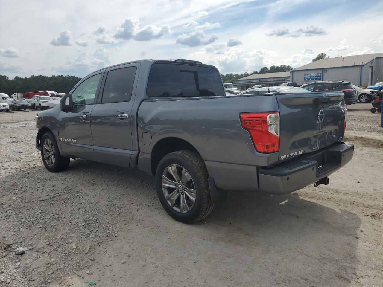 Nissan Titan Sv Image 5