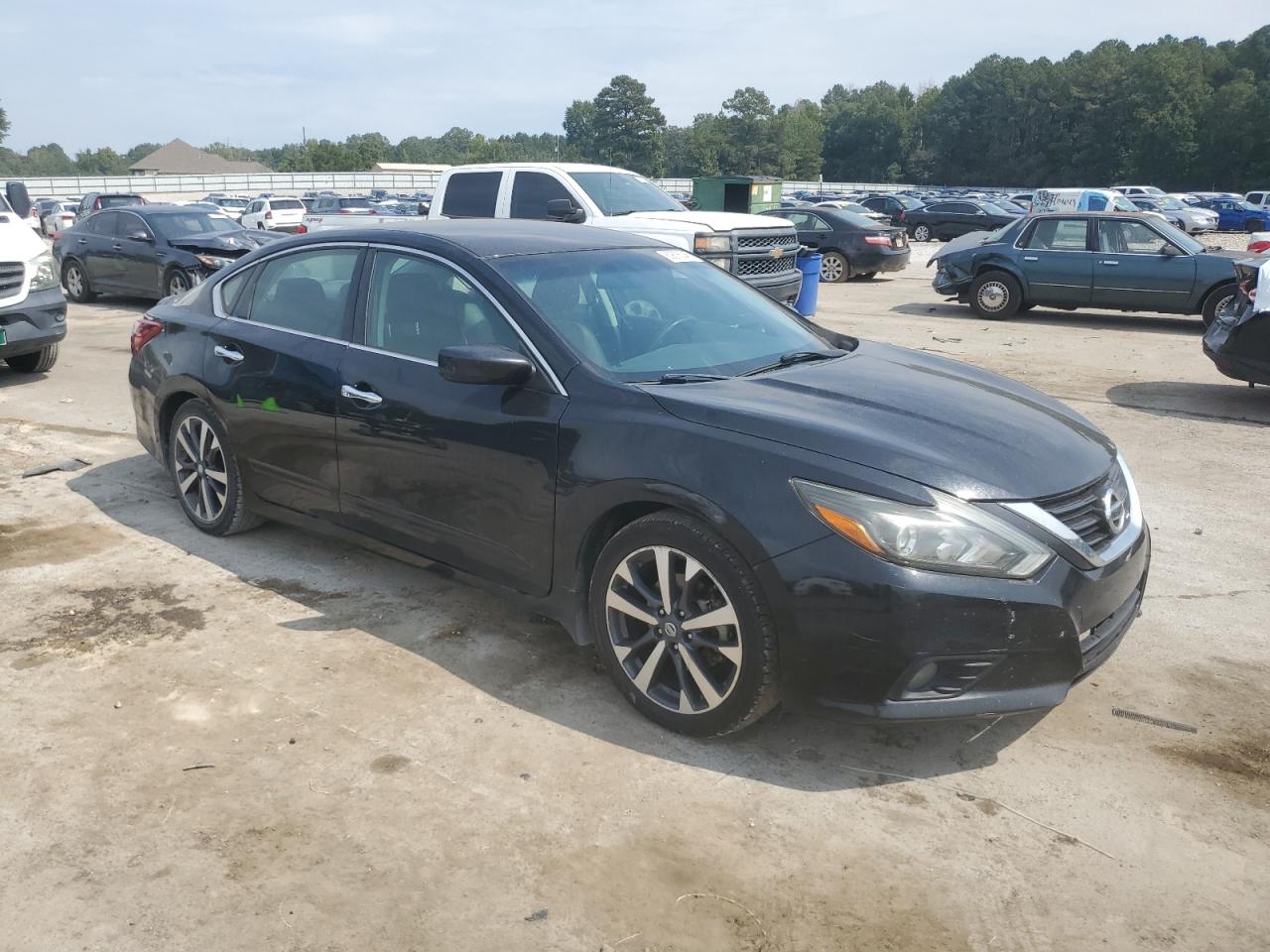 Nissan Altima 2.5 Image 10