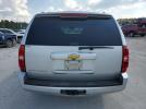 Chevrolet Suburban C1500 Lt Image 3