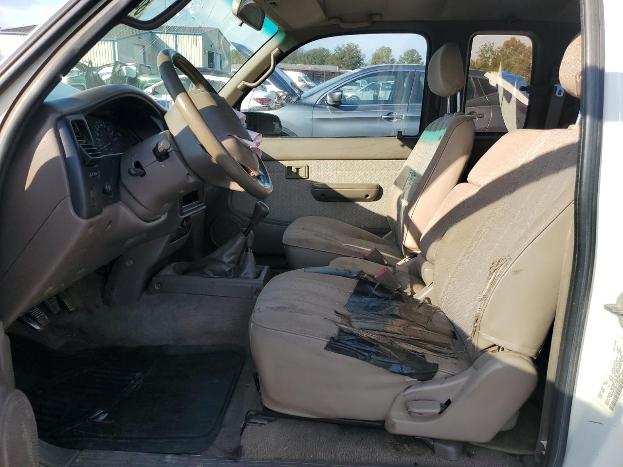 Toyota Tacoma Xtracab Image 7