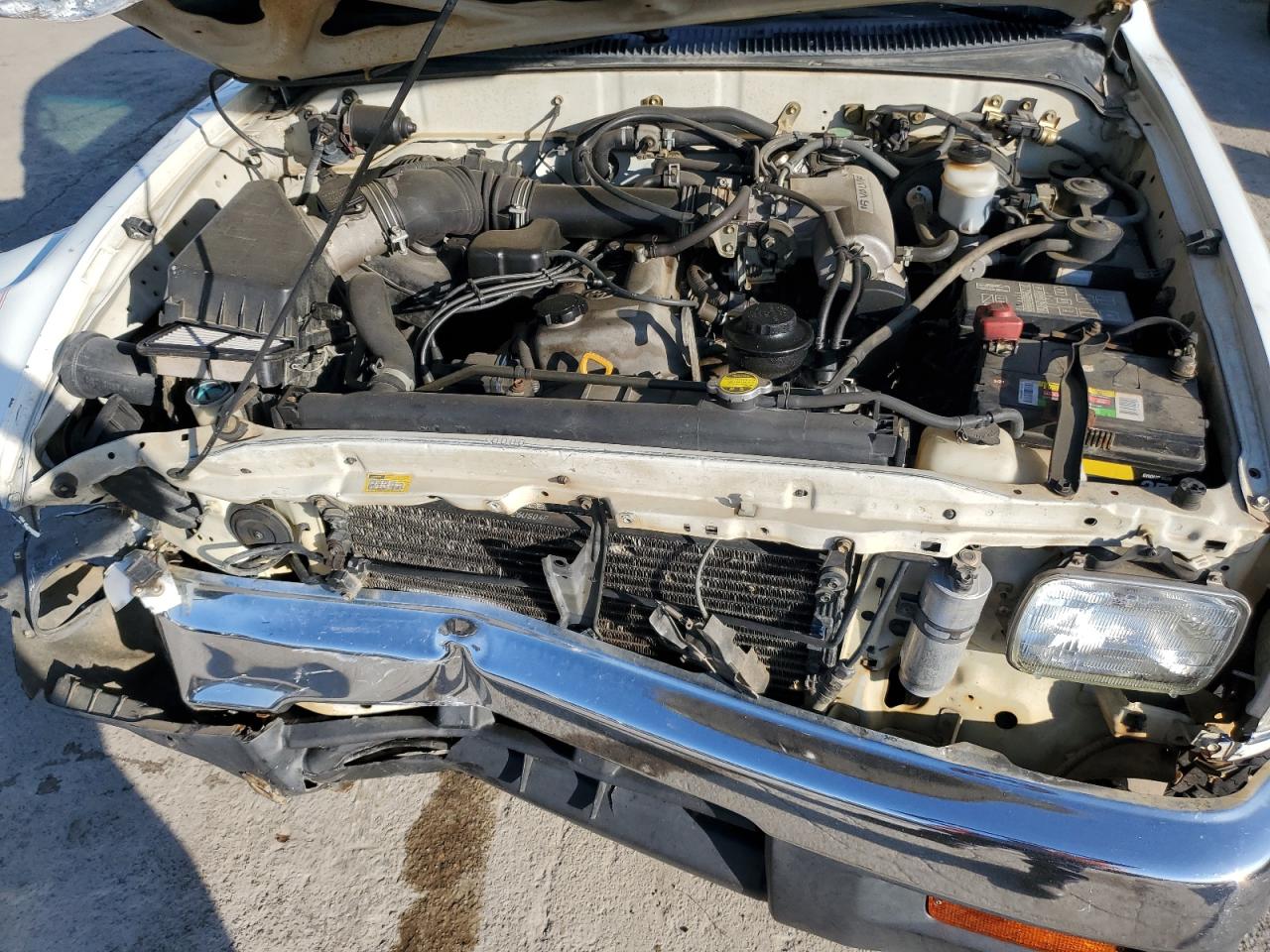 Toyota Tacoma Xtracab Image 2