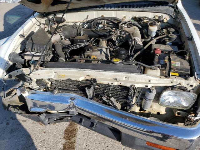 Toyota Tacoma Xtracab Image 2