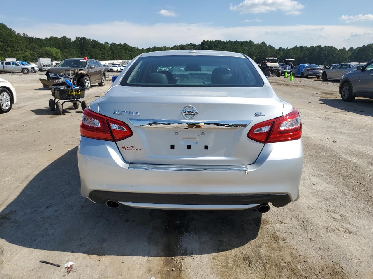Nissan Altima 2.5 Image 9