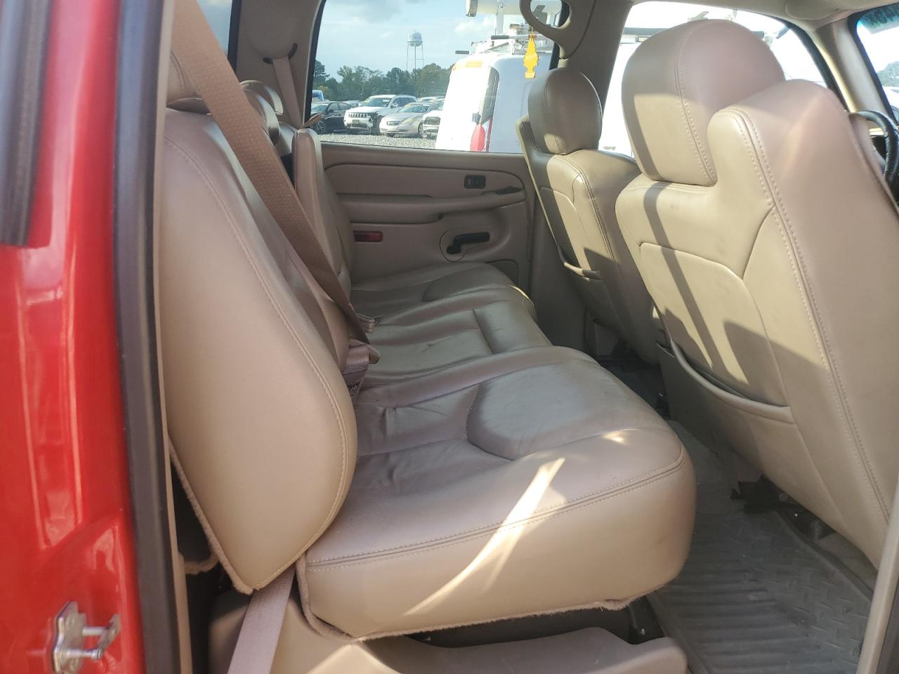 Chevrolet Silverado K3500 Image 8