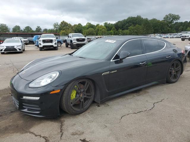  Salvage Porsche Panamera
