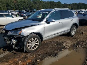  Salvage Volkswagen Touareg