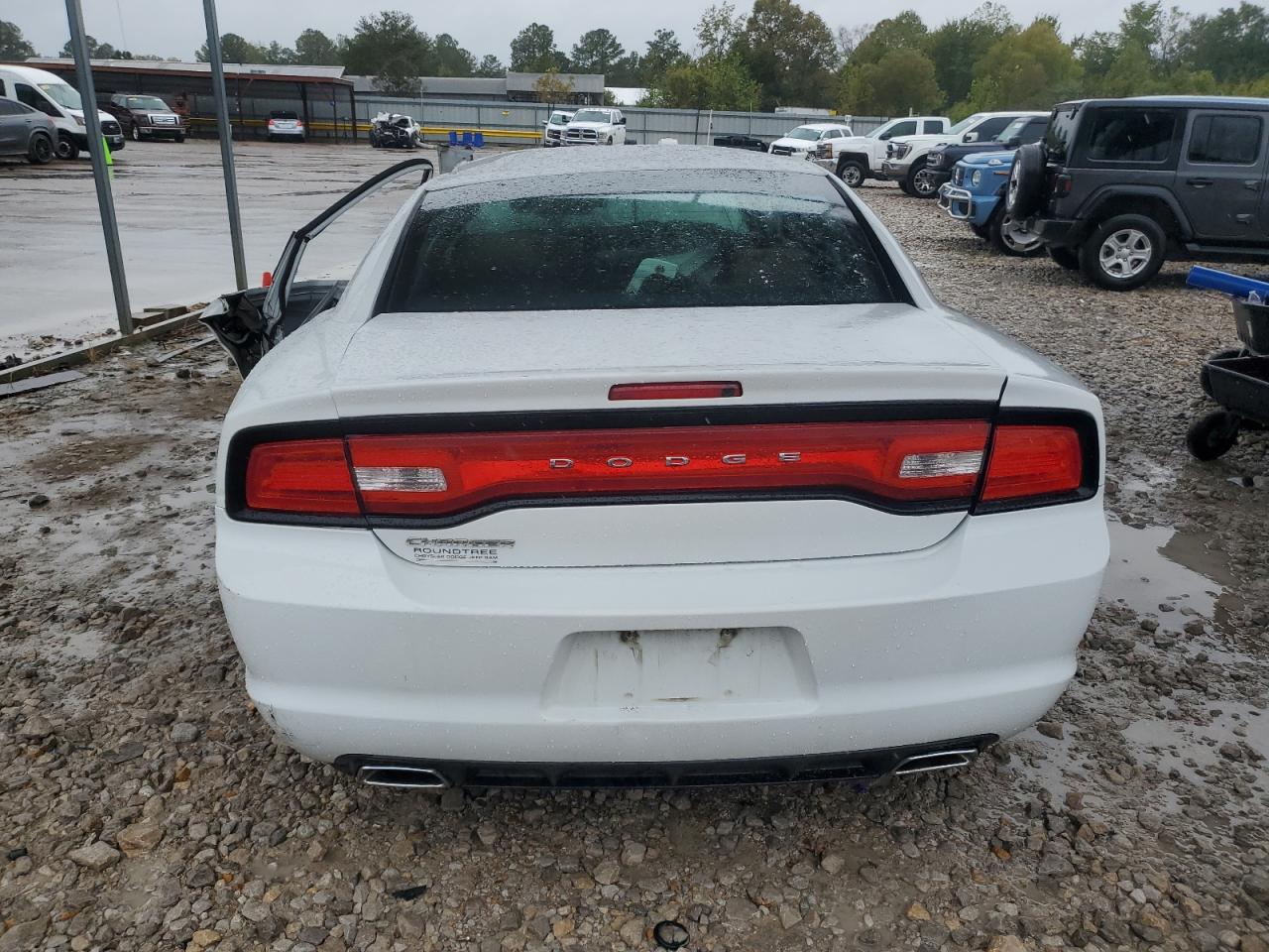 Dodge Charger Se Image 2