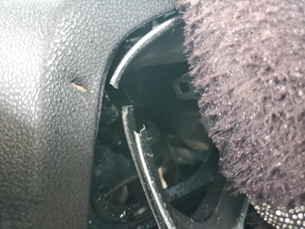 Dodge Charger Se Image 11