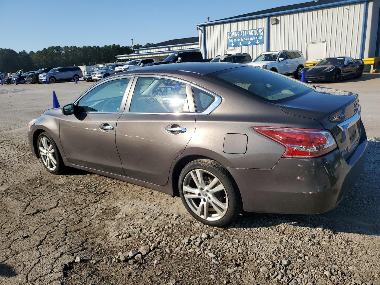 Nissan Altima 3.5s Image 5