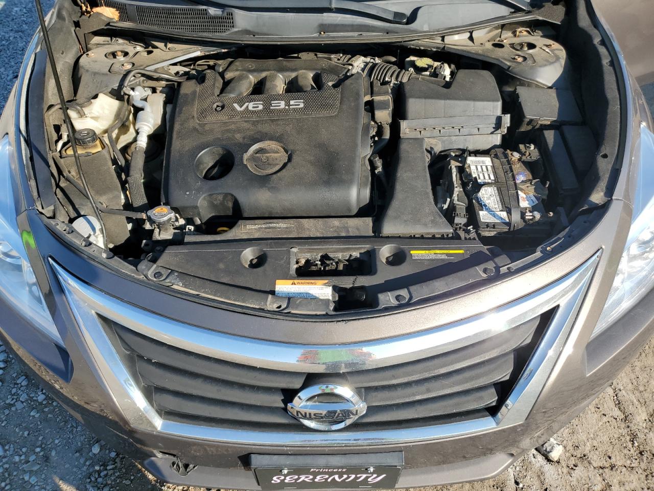 Nissan Altima 3.5s Image 2