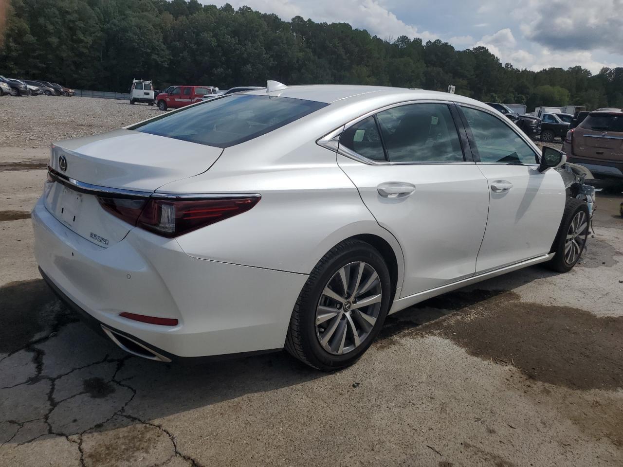 Lexus Es 350 Base Image 3