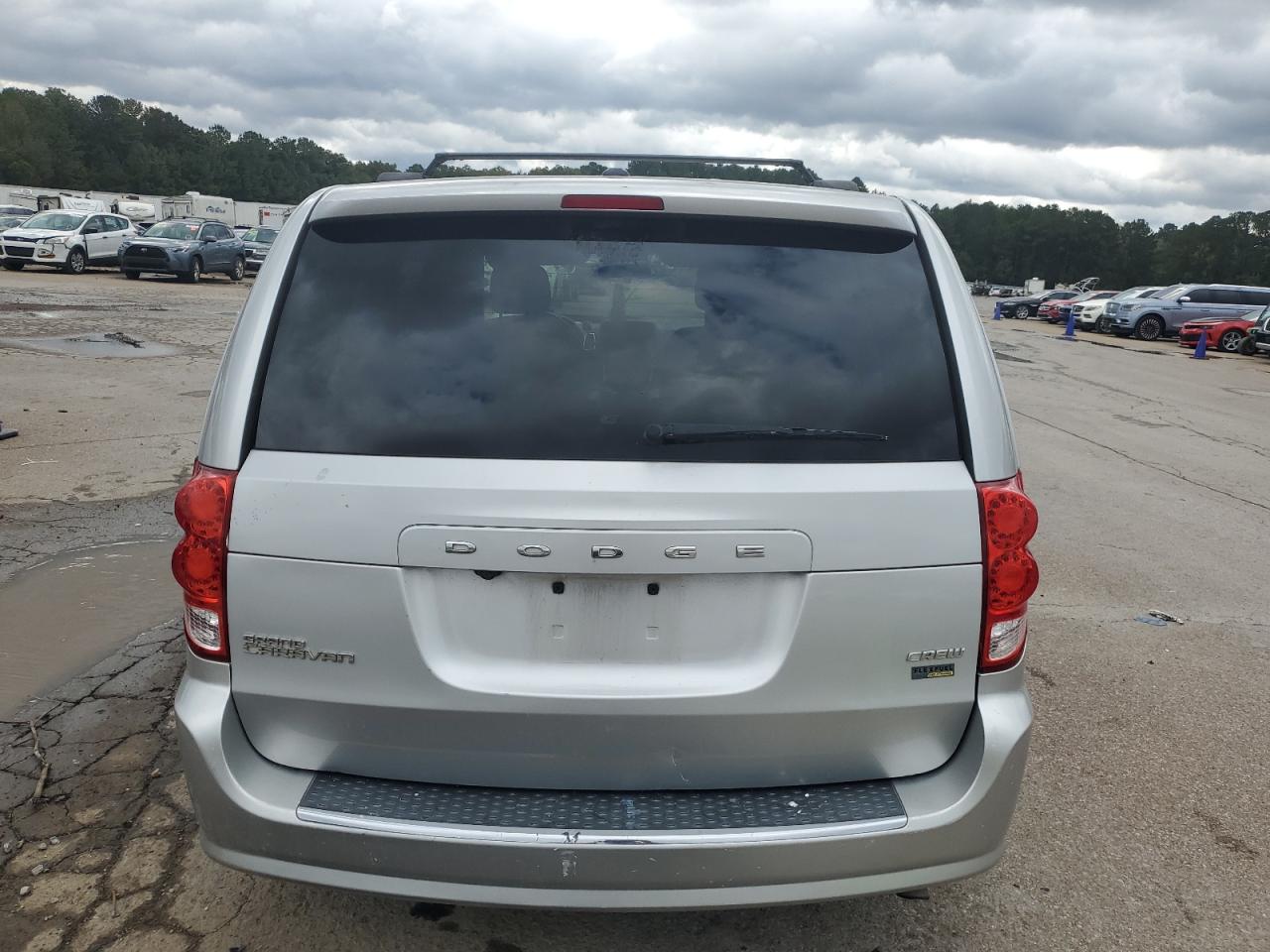 Dodge Caravan Crew Image 10