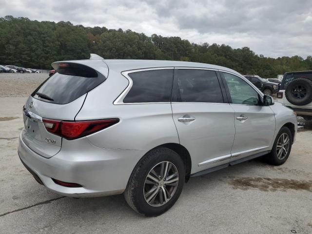 INFINITI Qx Luxe Image 3