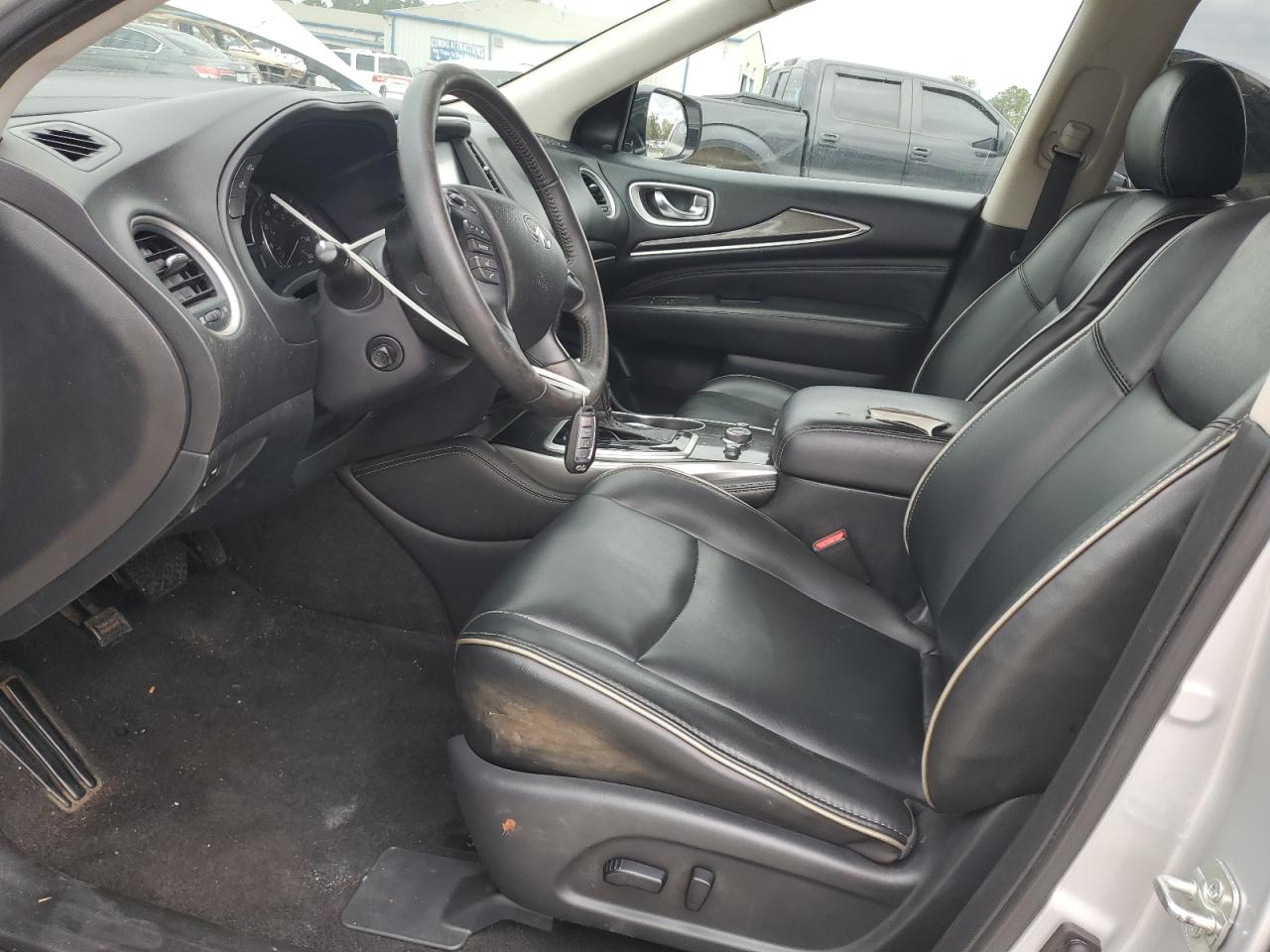 INFINITI Qx Luxe Image 6