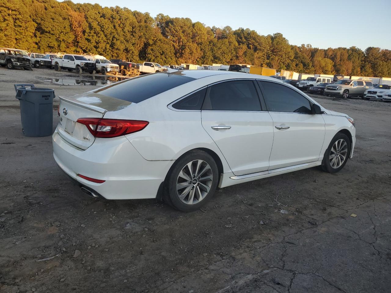 Hyundai SONATA Sport Image 6