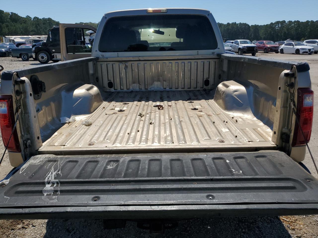 Ford F-250 Super Duty Image 4