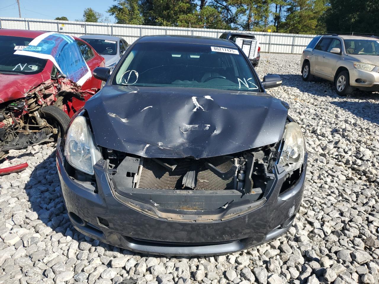 Nissan Altima Base Image 4