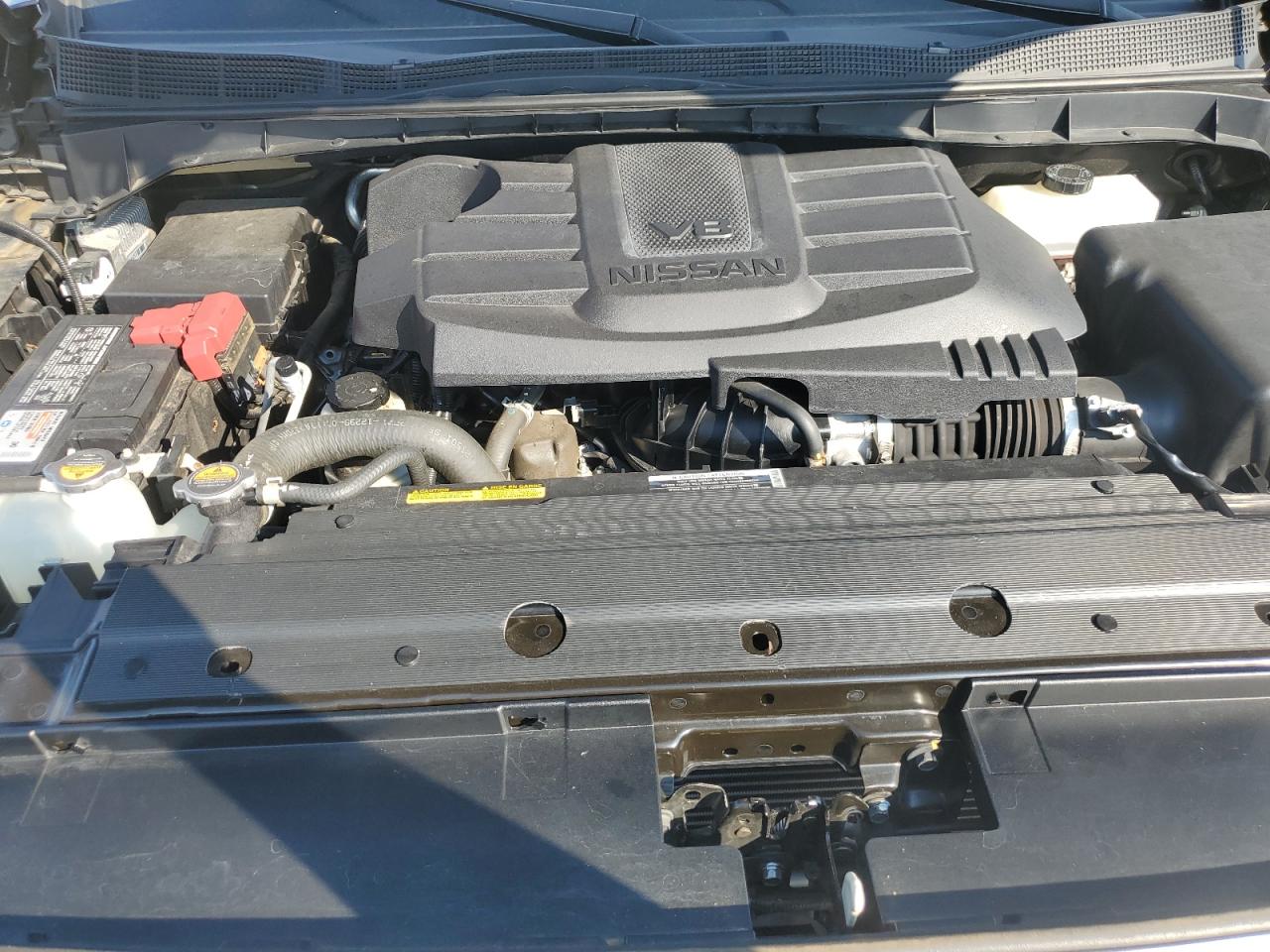 Nissan Titan Sv Image 8