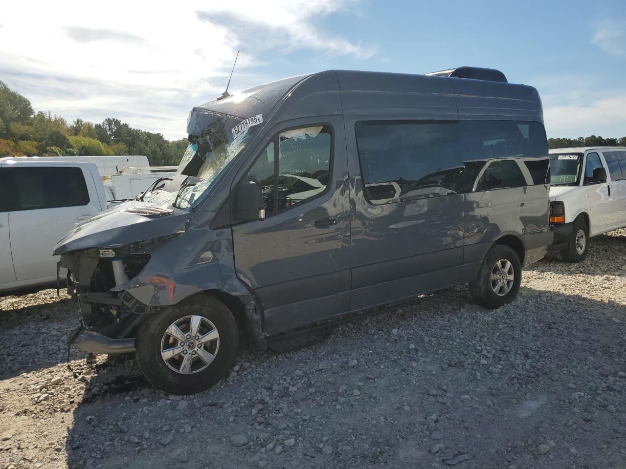 Mercedes-Benz Sprinter 2500 Image 1