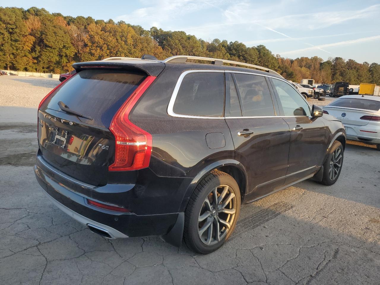 Volvo XC90 T6 Image 9