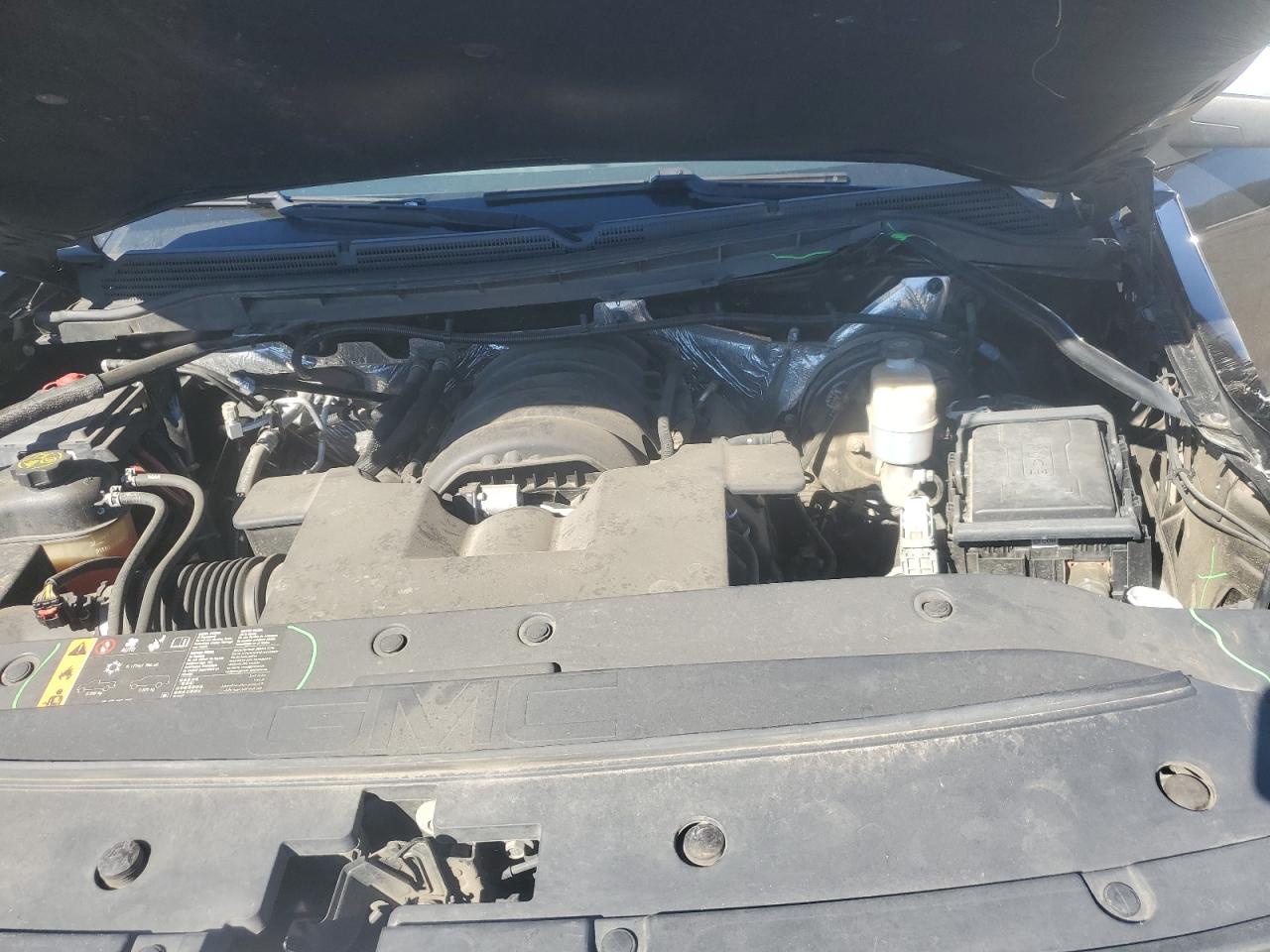 GMC Sierra C1500 Slt Image 3