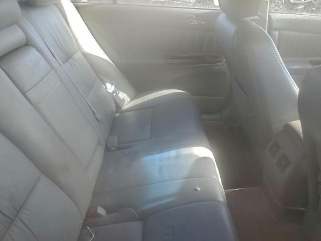 Toyota Camry Le Image 7