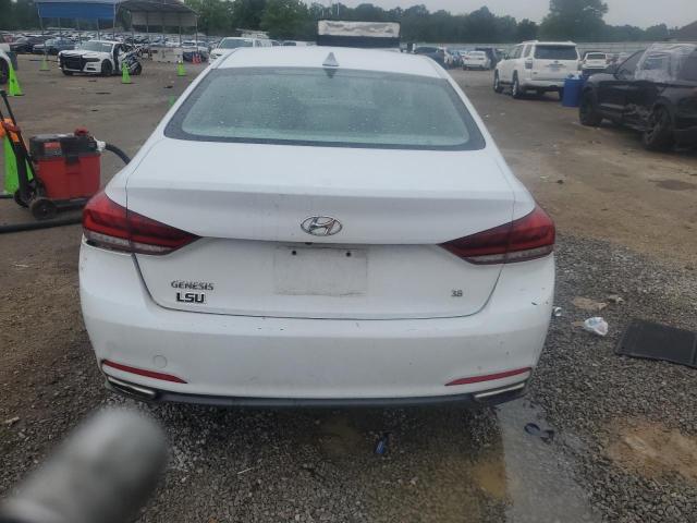 Hyundai Genesis 3.8l Image 4