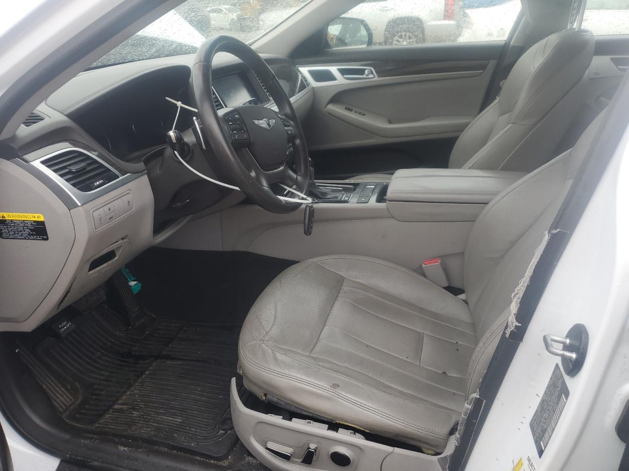 Hyundai Genesis 3.8l Image 3