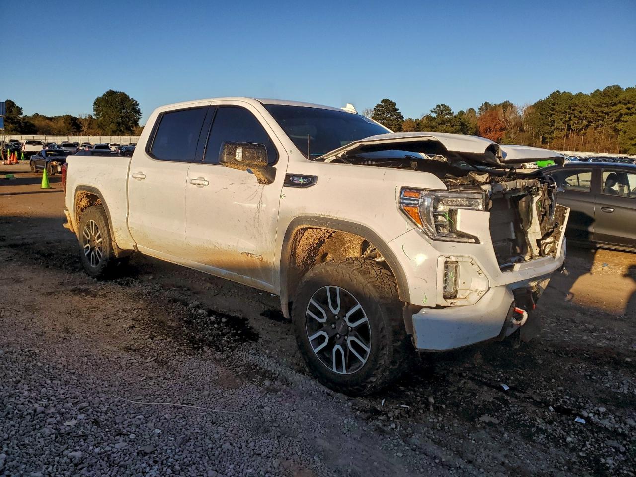 GMC Sierra K1500 At4 Image 8