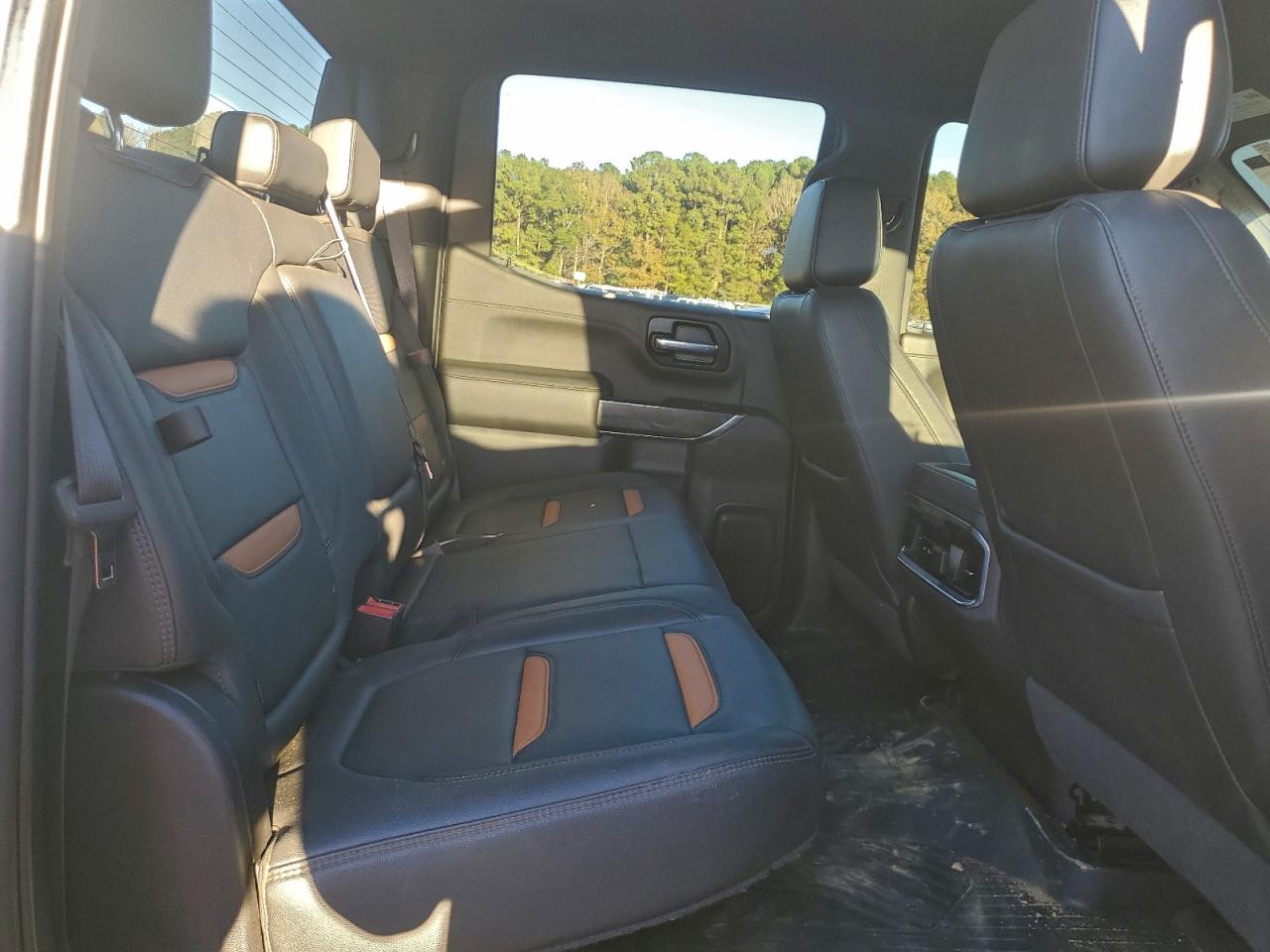 GMC Sierra K1500 At4 Image 7