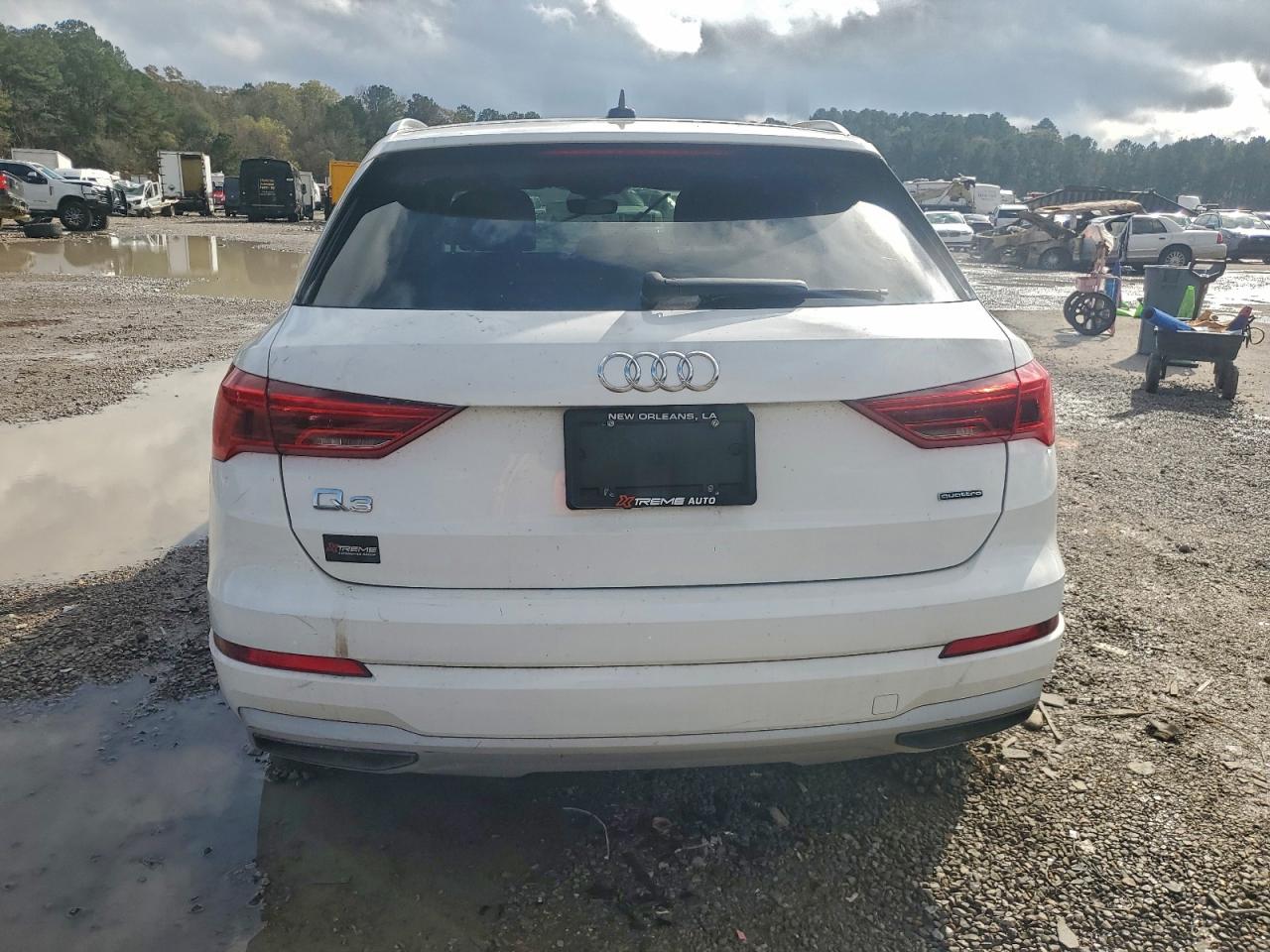 Audi Q3 Premium 40 Image 5