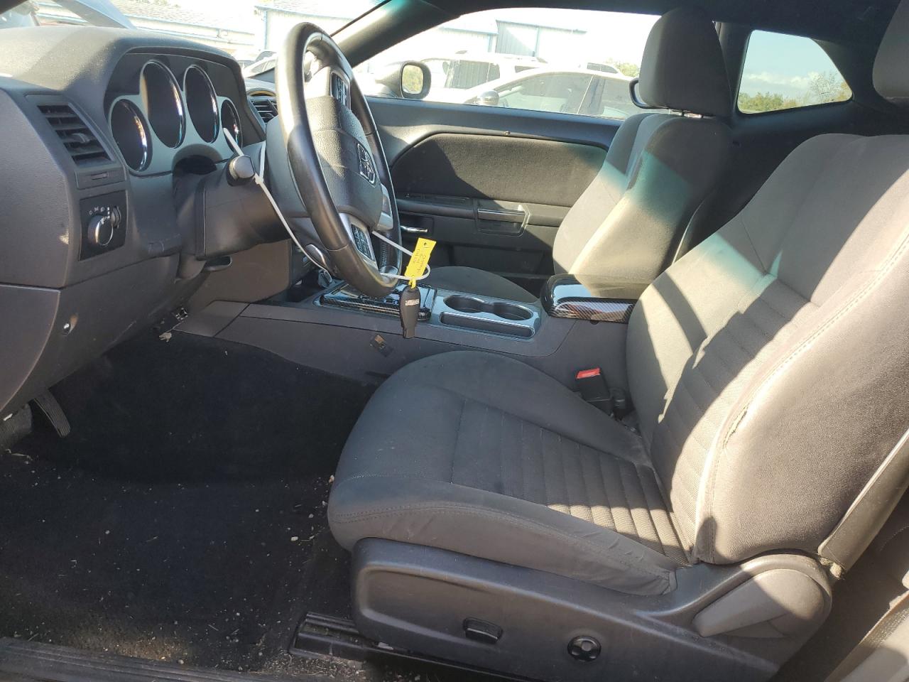 Dodge Challenger Sxt Image 6