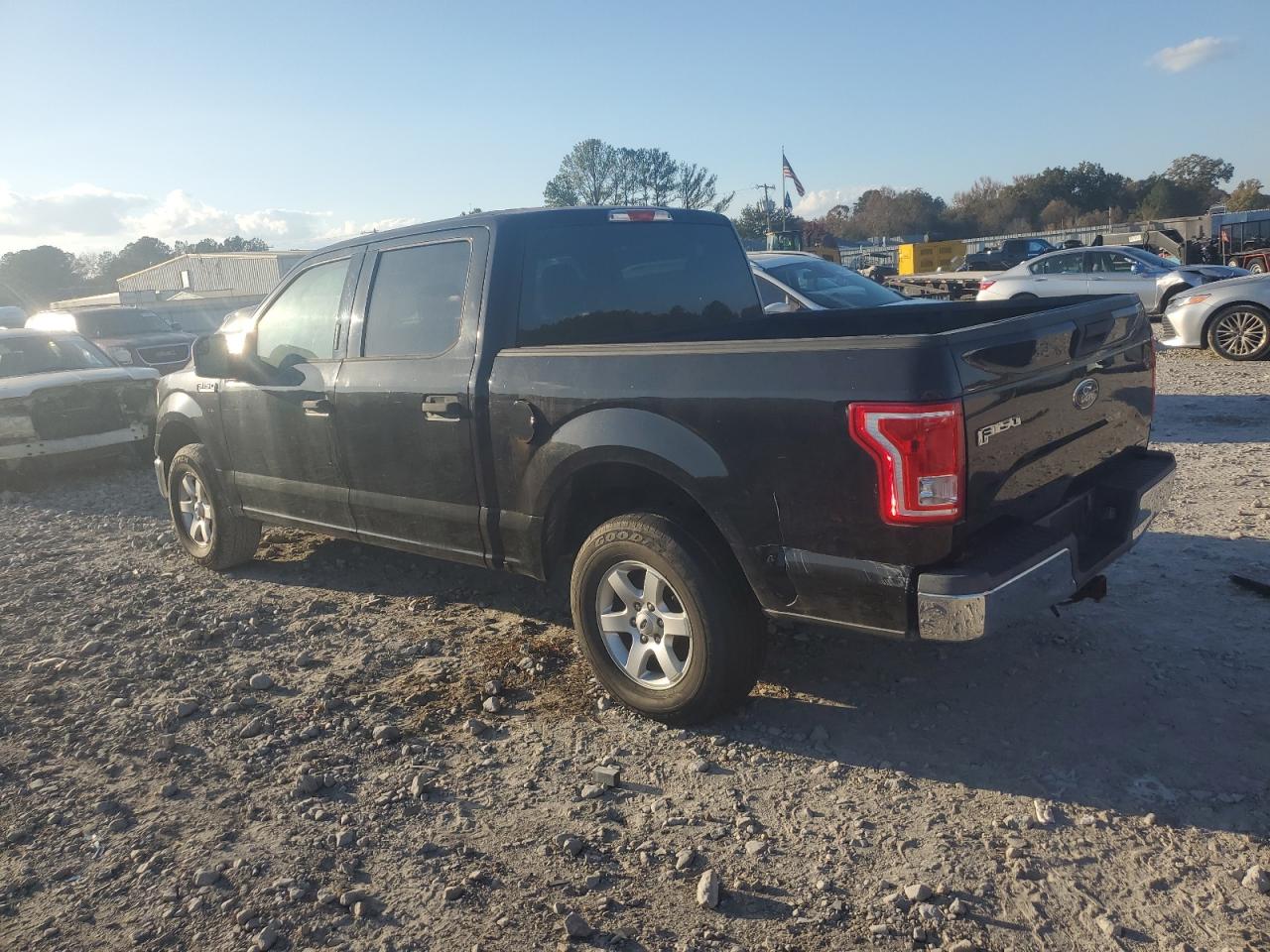 Ford F-150 Supercrew Image 3
