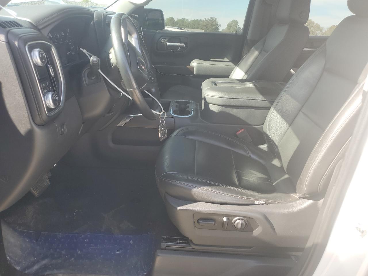 GMC Sierra C1500 Slt Image 2