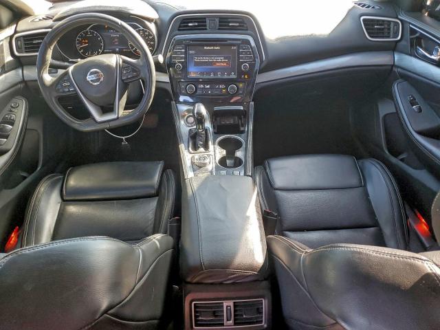 Nissan Maxima 3.5s Image 11