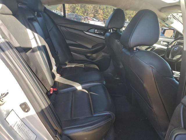 Nissan Maxima 3.5s Image 8