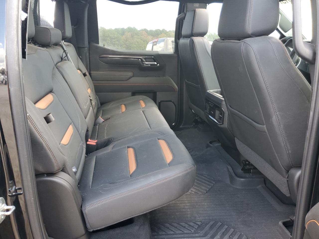 GMC Sierra K1500 At4 Image 9