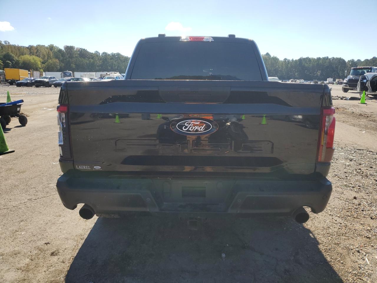 Ford F-150 Stx Image 3