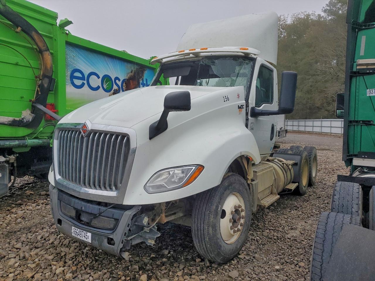 International Lt625 Image 4