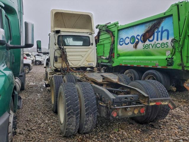 International Lt625 Image 6