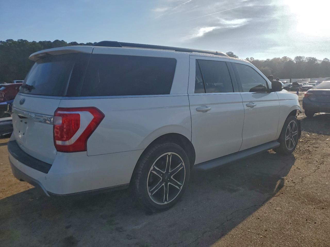 Ford Expedition Max Xlt Image 12