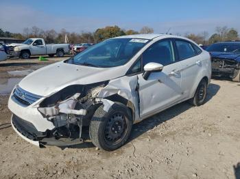  Salvage Ford Fiesta