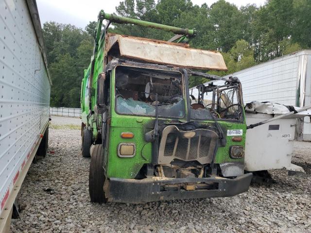  Salvage Peterbilt Tractor 520