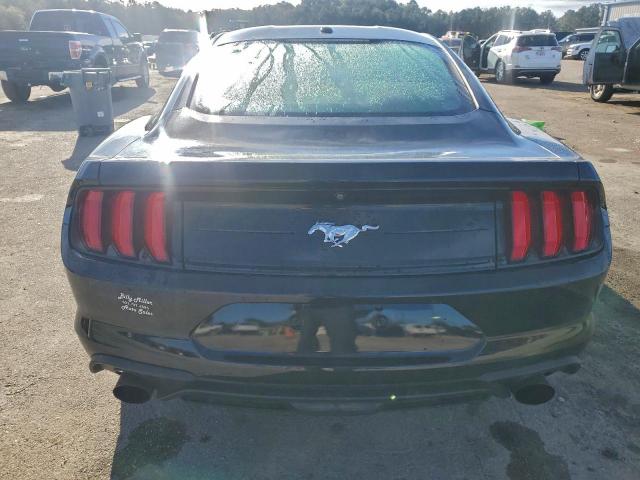 Ford Mustang Image 2